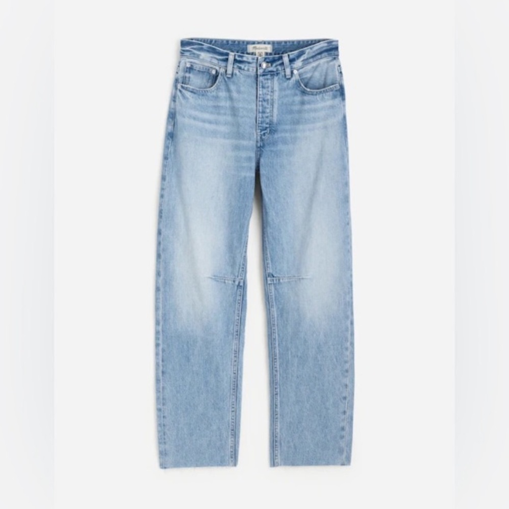 Madewell Darted Barrel Leg Jeans - Edmonson Wash Raw Hem